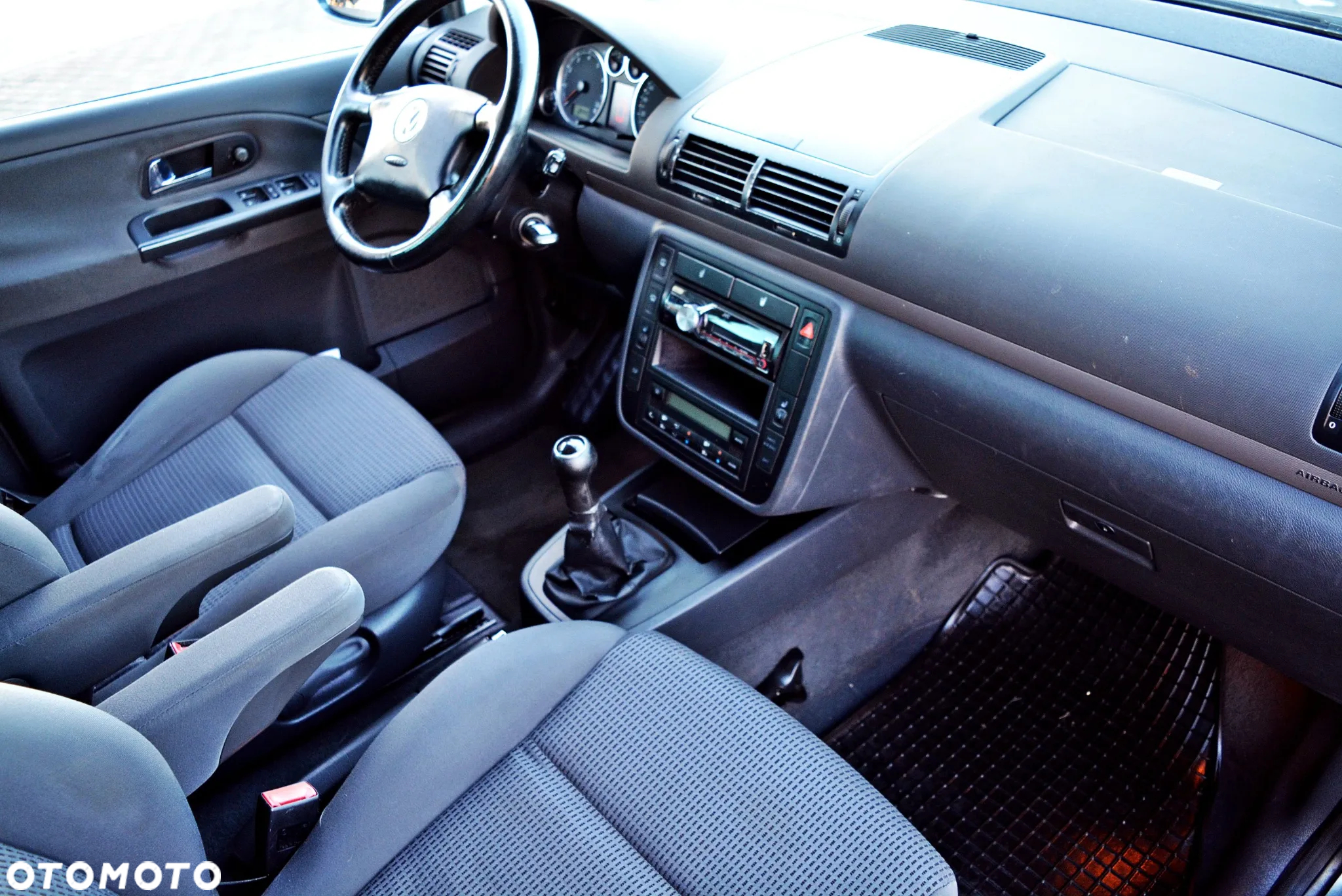 Volkswagen Sharan - 14