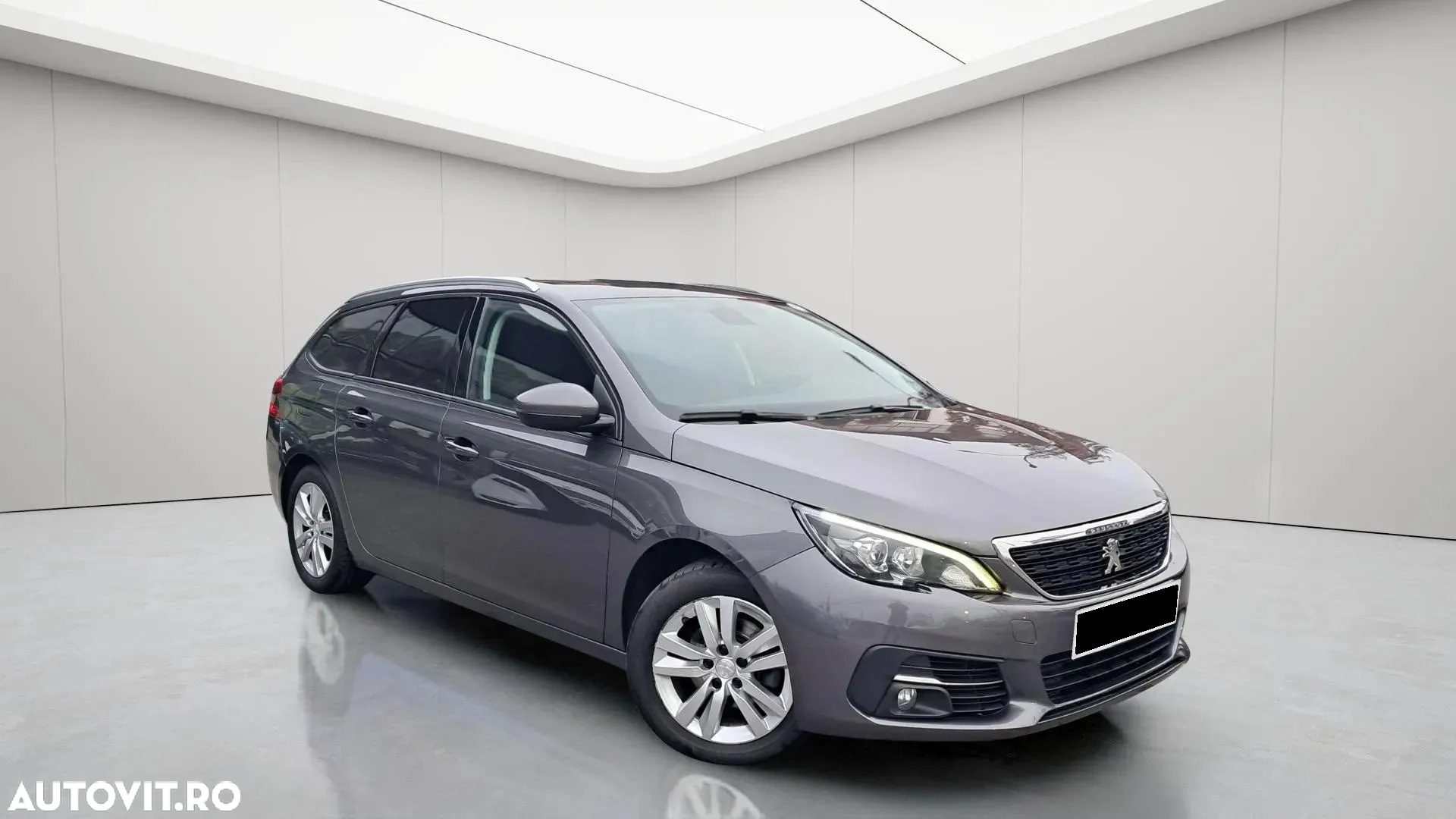 Peugeot 308 SW 1.2 L PureTech Turbo S&S EAT8 Active - 3
