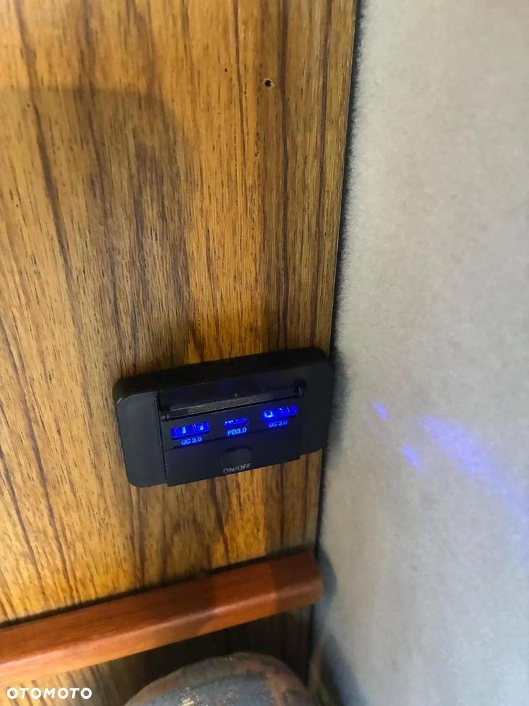 Volkswagen T4 KARMANN GIPSY - 26