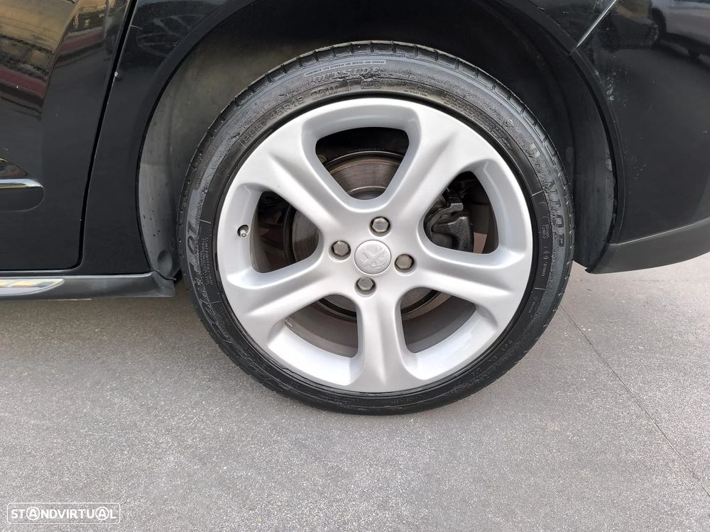 Peugeot 3008 2.0 HDi Hybrid4 - 18