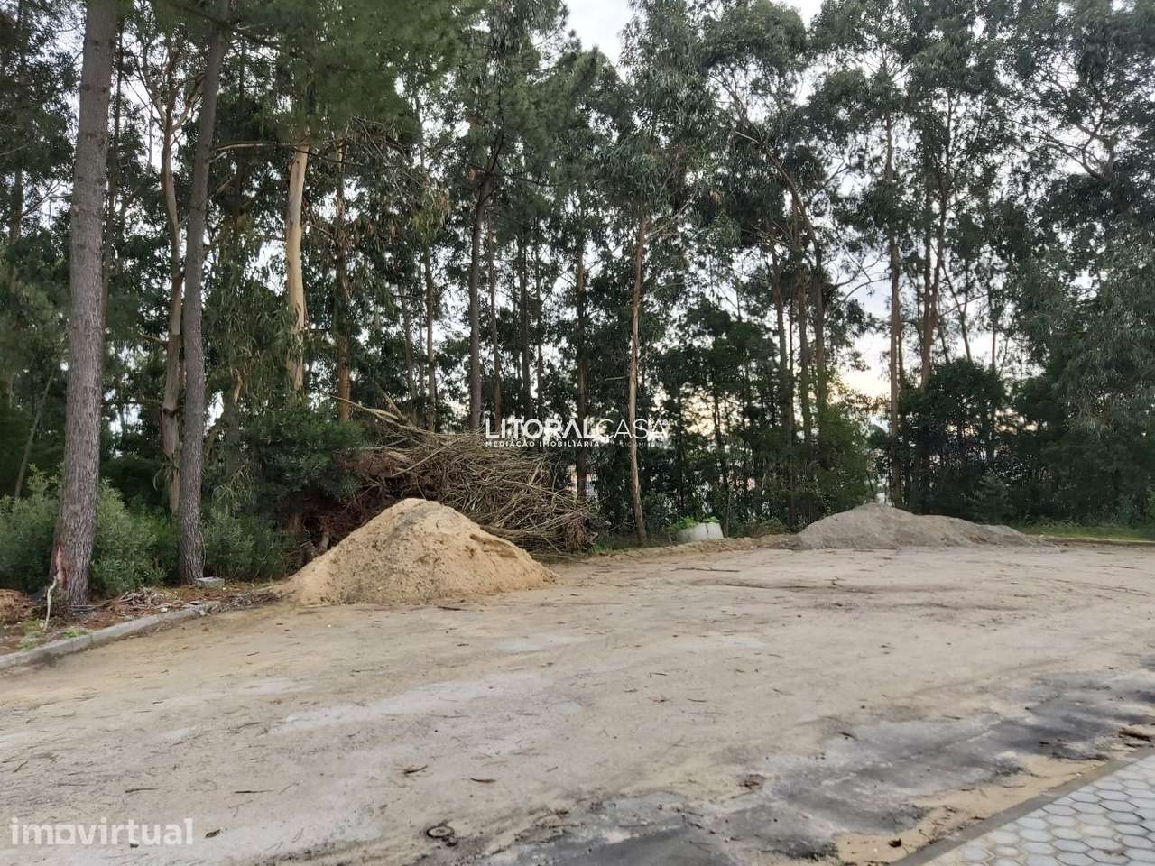 OPORTUNIDADE-Lote de Terreno para construção em altura - Grande imagem: 2/8