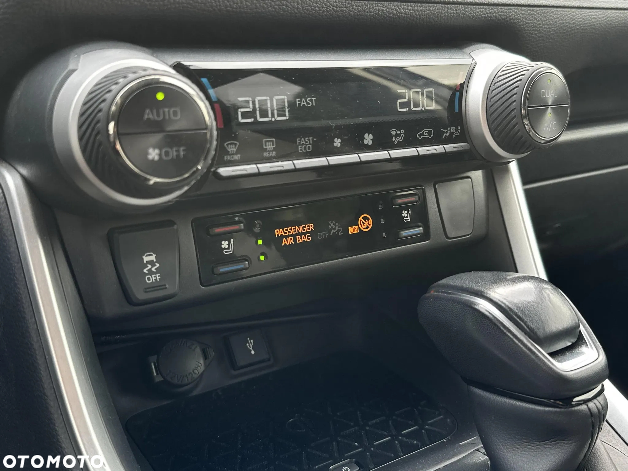 Toyota RAV4 2.5 Hybrid Executive 4x2 - 18
