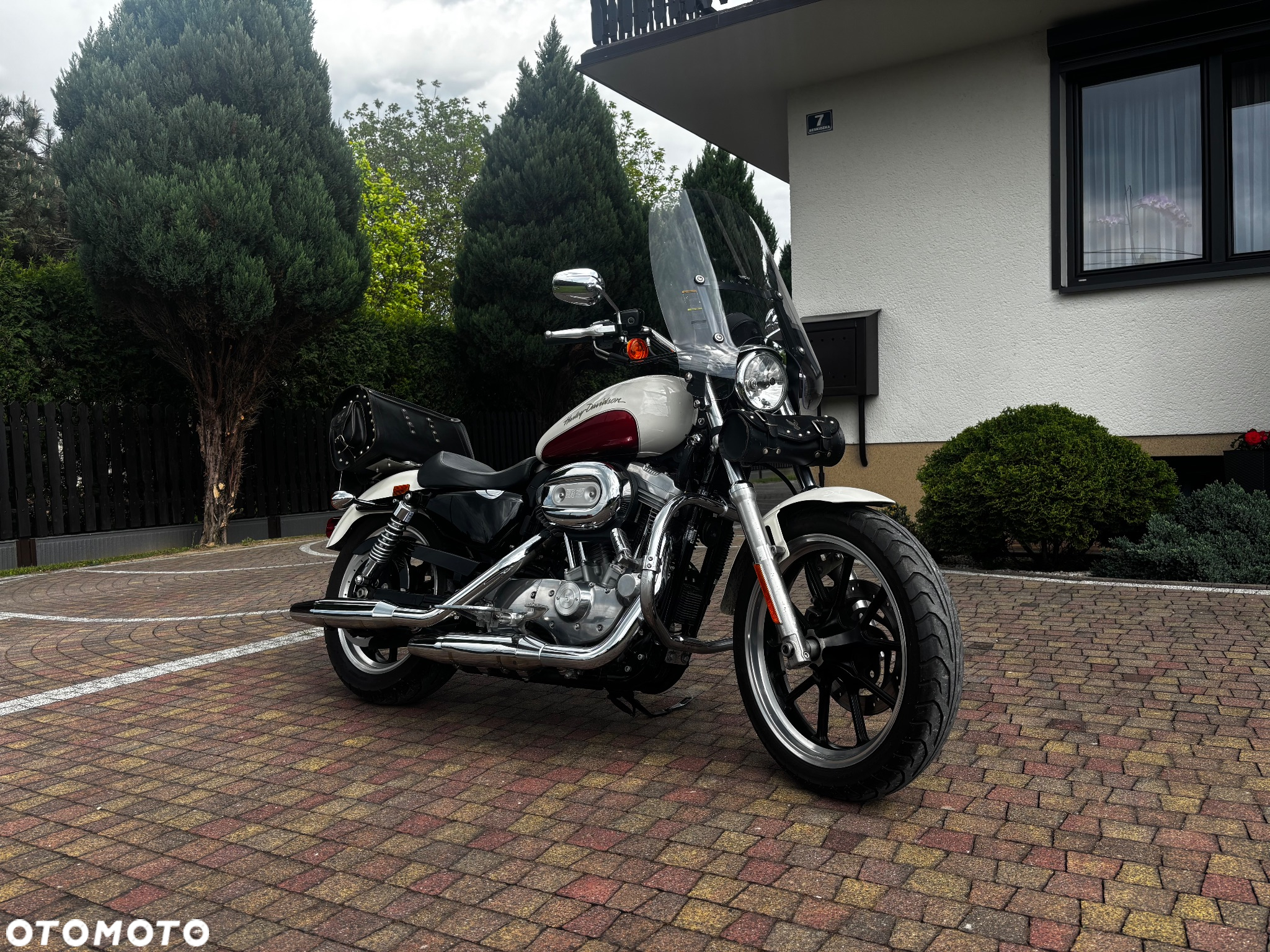Harley-Davidson Sportster Low 883L - 3