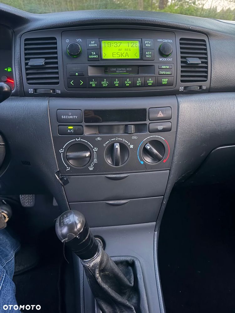 Toyota Corolla 2.0 D-4D - 12