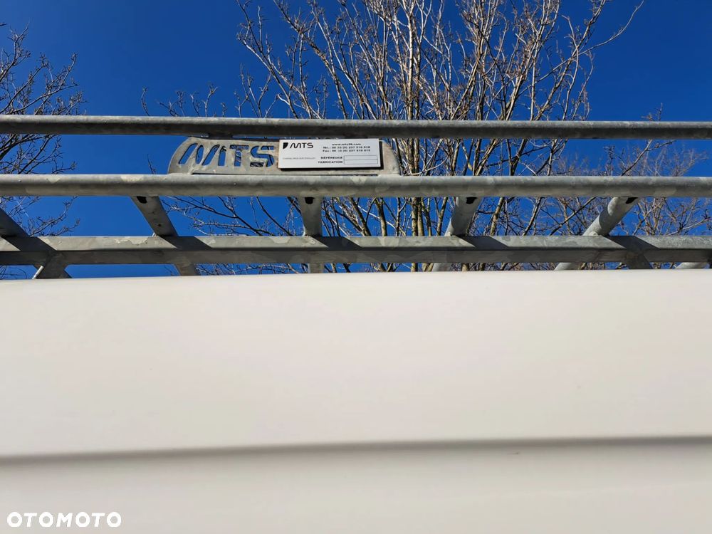 Volkswagen Crafter - 11