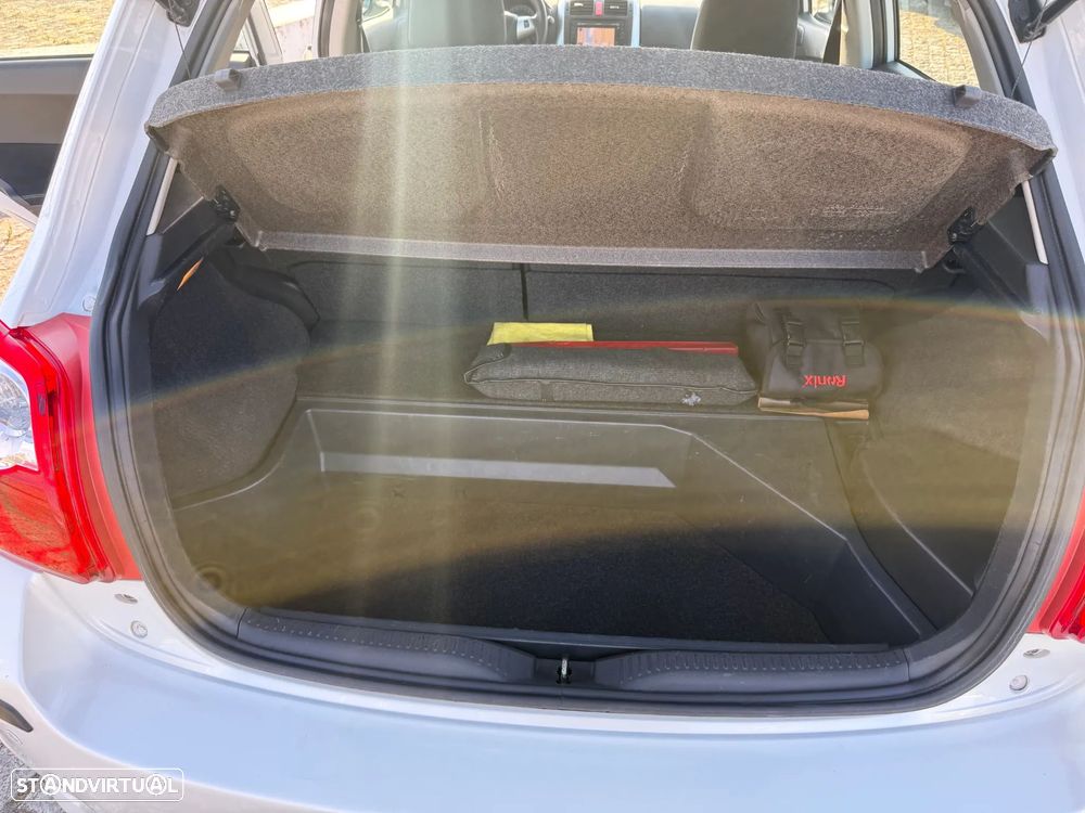 Toyota Auris 1.8 HSD - 10