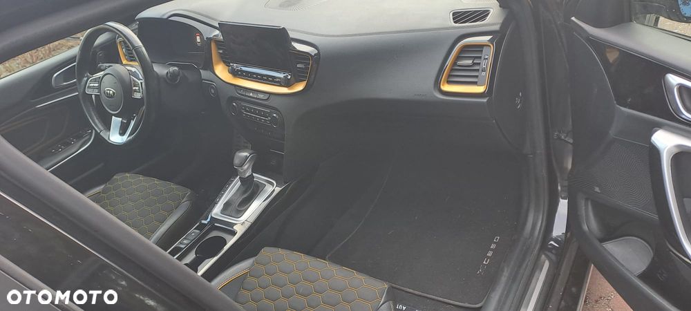 Kia XCeed 1.4 T-GDI OPF DCT7 JBL SOUND EDITION - 29