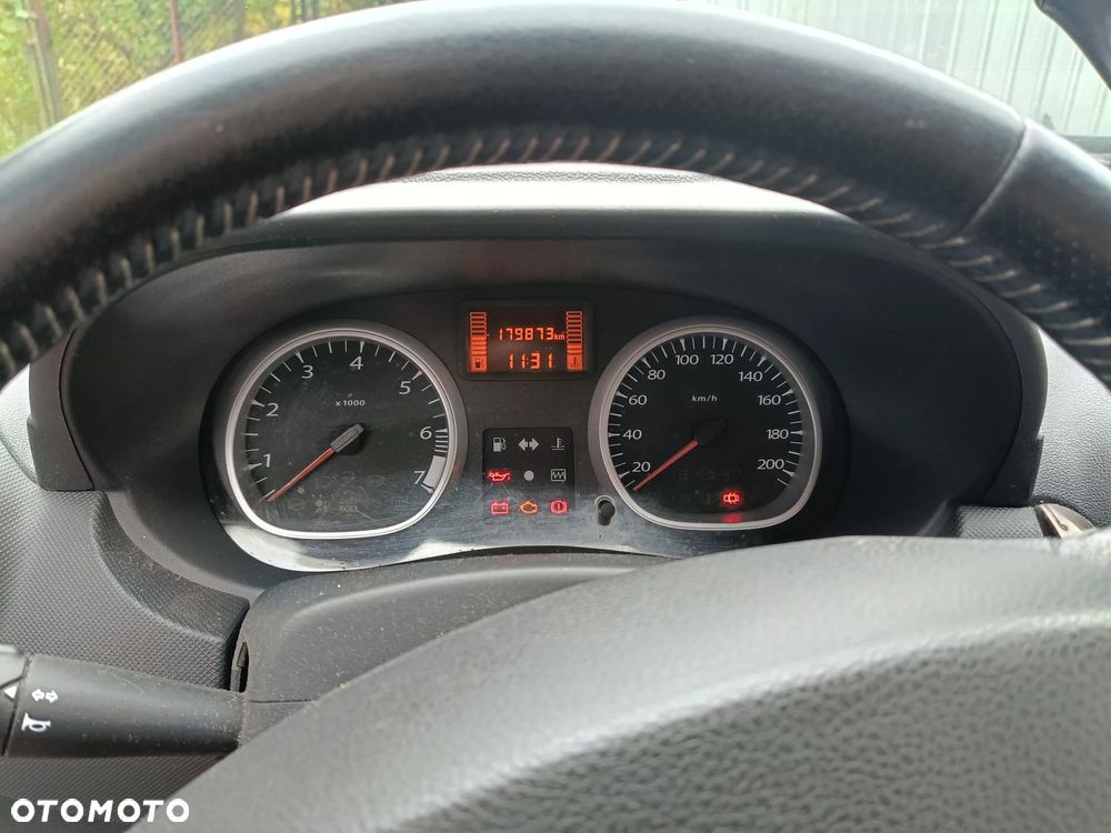 Dacia Duster 1.6 - 12