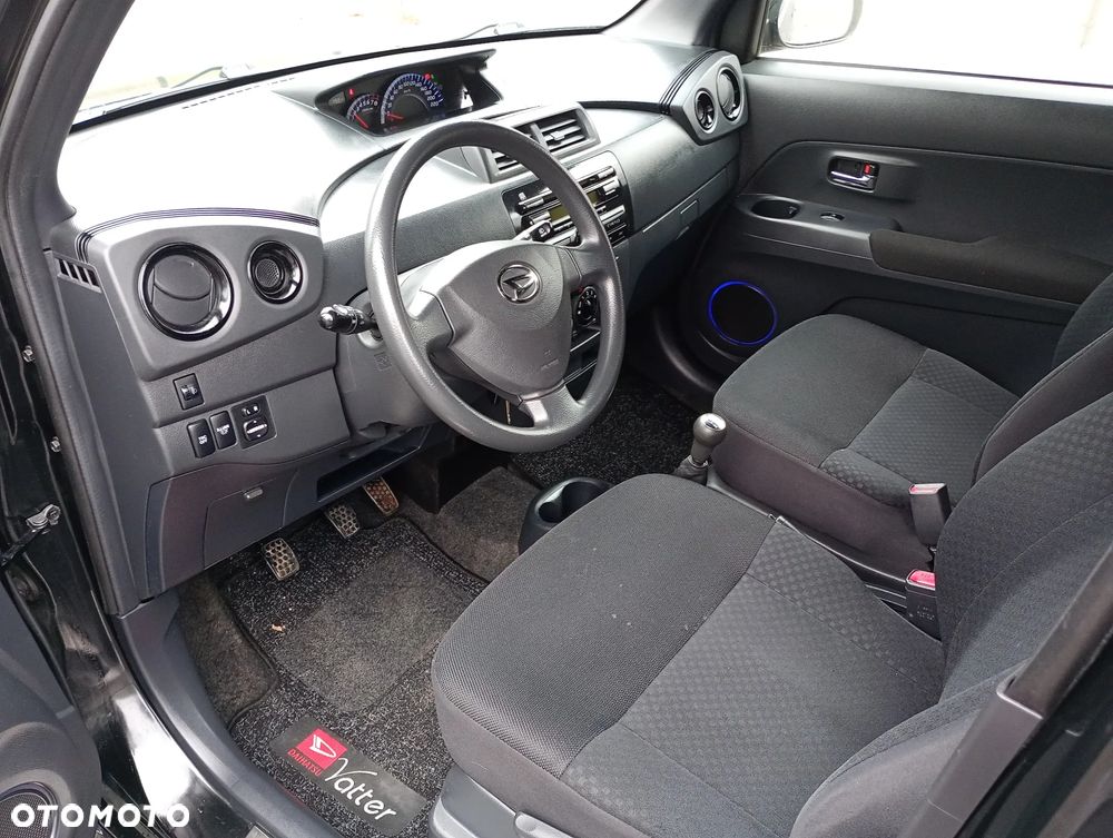 Daihatsu Materia 1.5 black edition - 11