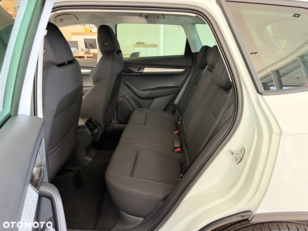 Skoda Karoq 1.5 TSI ACT Edition 130 - 10