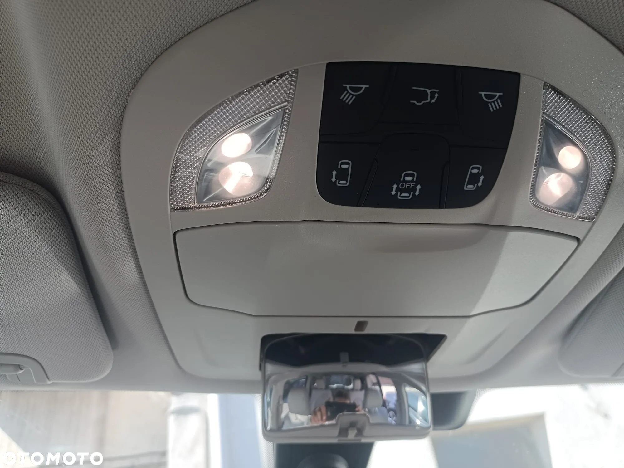 Chrysler Pacifica - 27