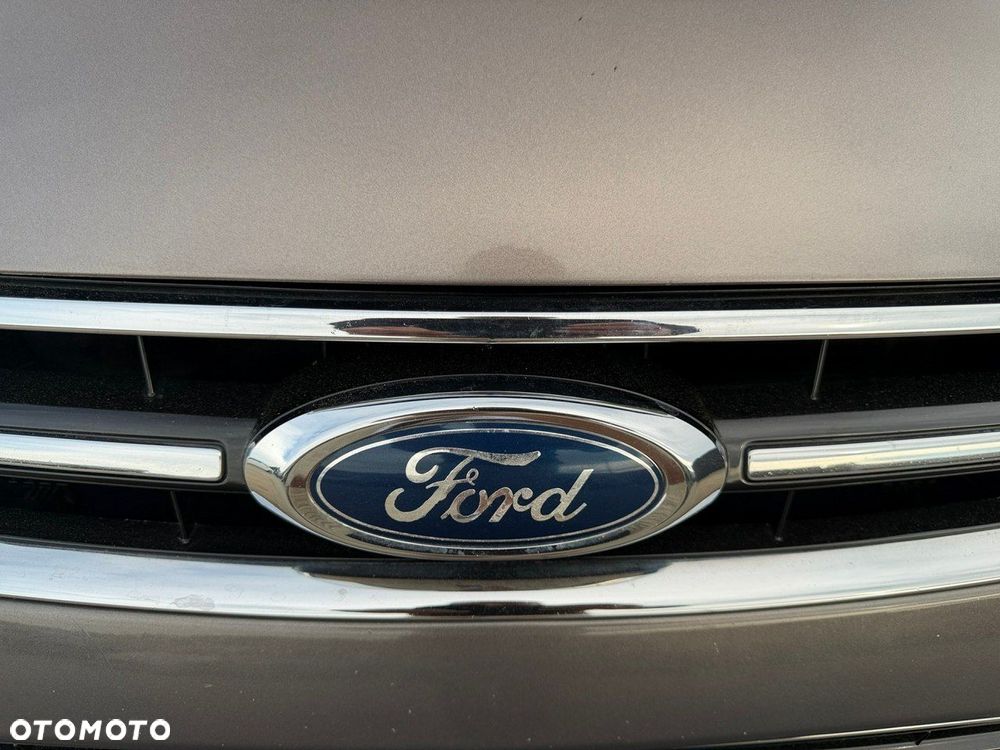 Ford Mondeo - 10