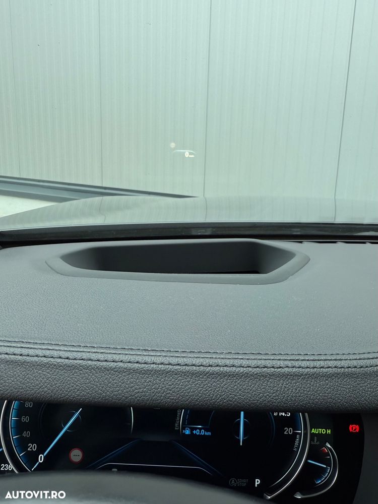 BMW Seria 5 520d Touring Aut. Luxury Line - 27