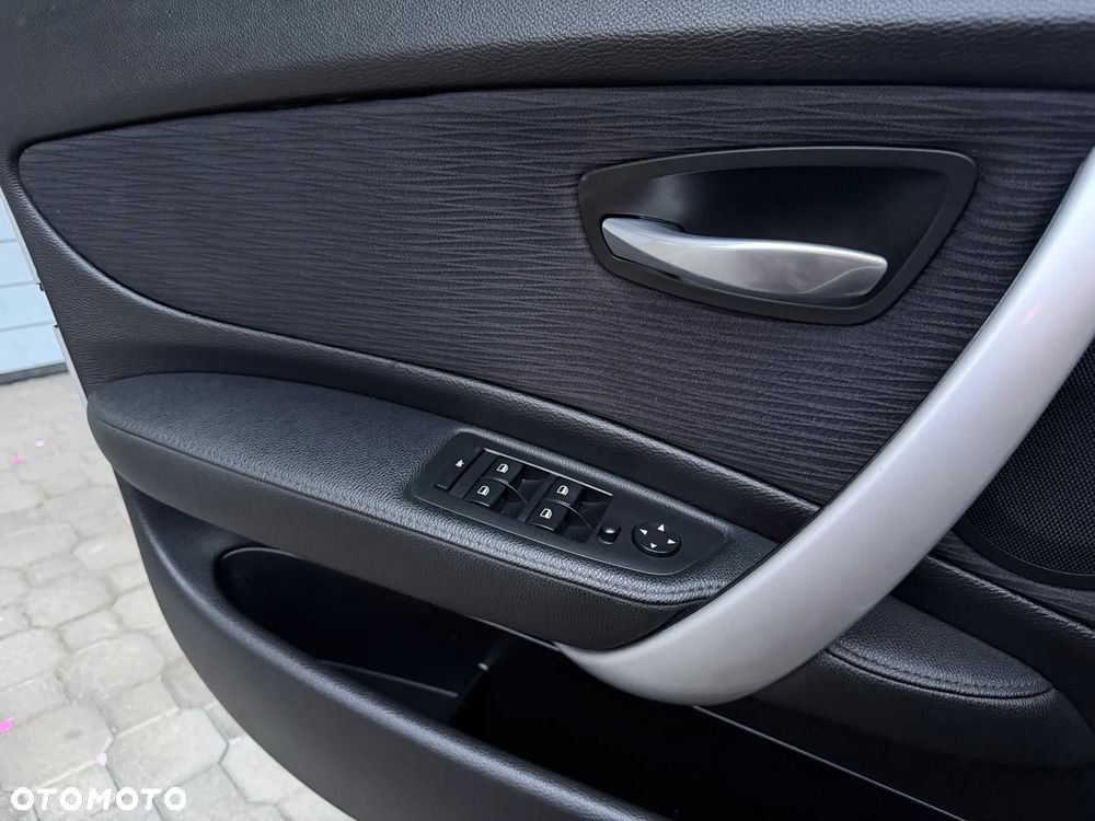 BMW Seria 1 118d - 15