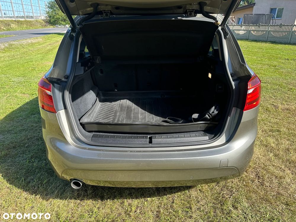 BMW Seria 2 218d Advantage - 14