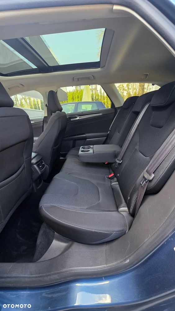 Ford Mondeo 2.0 TDCi STart-Stopp Titanium - 37