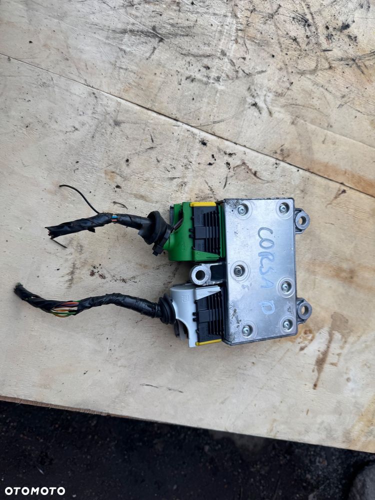 OPEL CORSA D 13262359 SENSOR MODUŁ AIRBAG PODUSZKI POWIETRZNEJ - 1