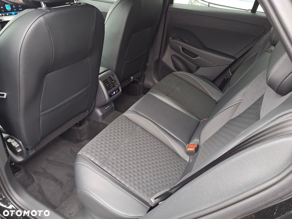 Volkswagen T-Roc 1.5 TSI R-Line DSG - 13