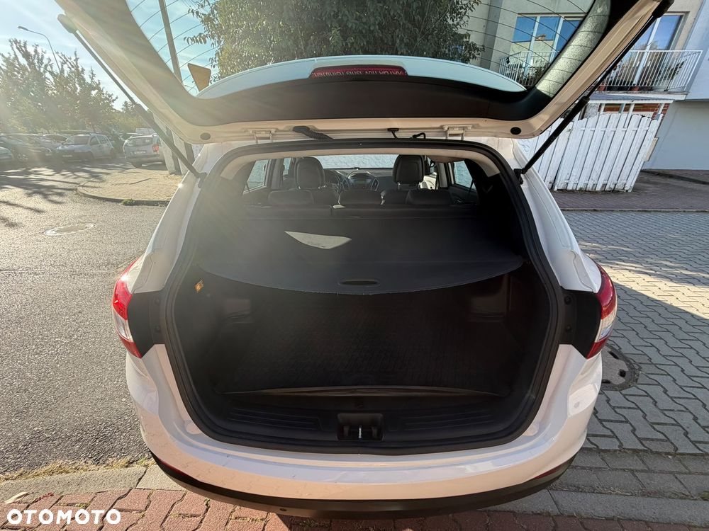 Hyundai ix35 1.6 2WD Fifa World Cup Edition - 8