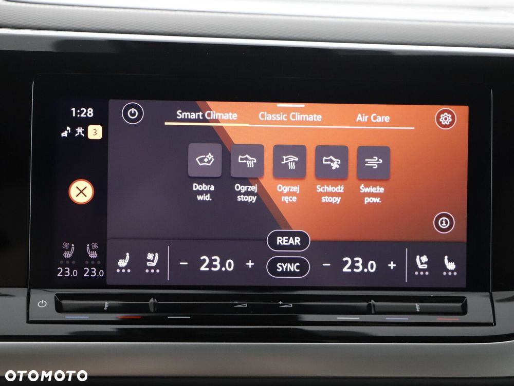 Volkswagen Multivan - 18