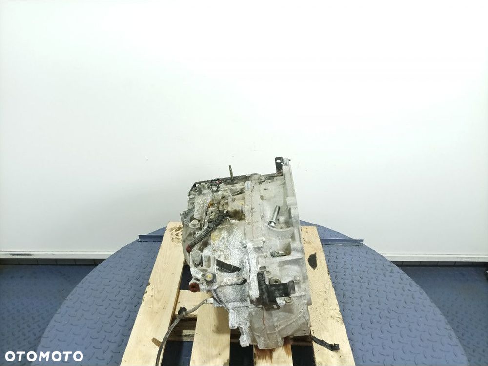 PEUGEOT 5008 II 2.0 HDI 180 KM SKRZYNIA BIEGÓW AUTOMAT 20GZ15 - 3