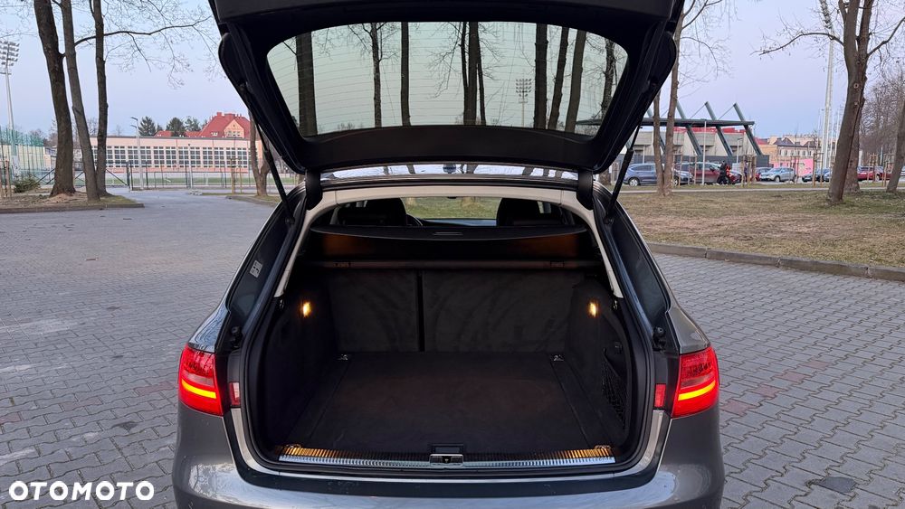 Audi A4 Avant - 17