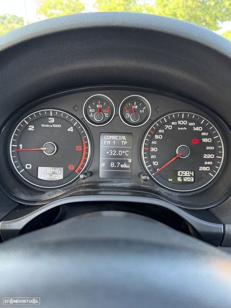 Audi A3 Cabrio 1.9 TDi Sport - 23
