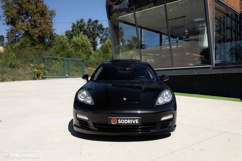 Porsche Panamera Platinum Edition - 9