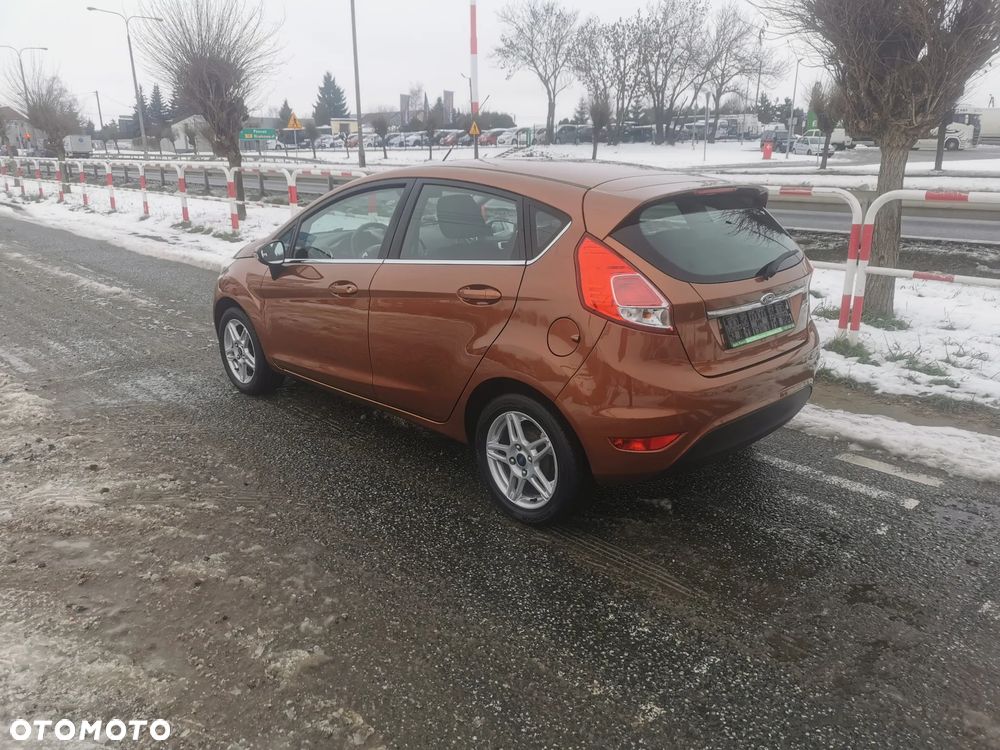 Ford Fiesta 1.25 Titanium X - 14