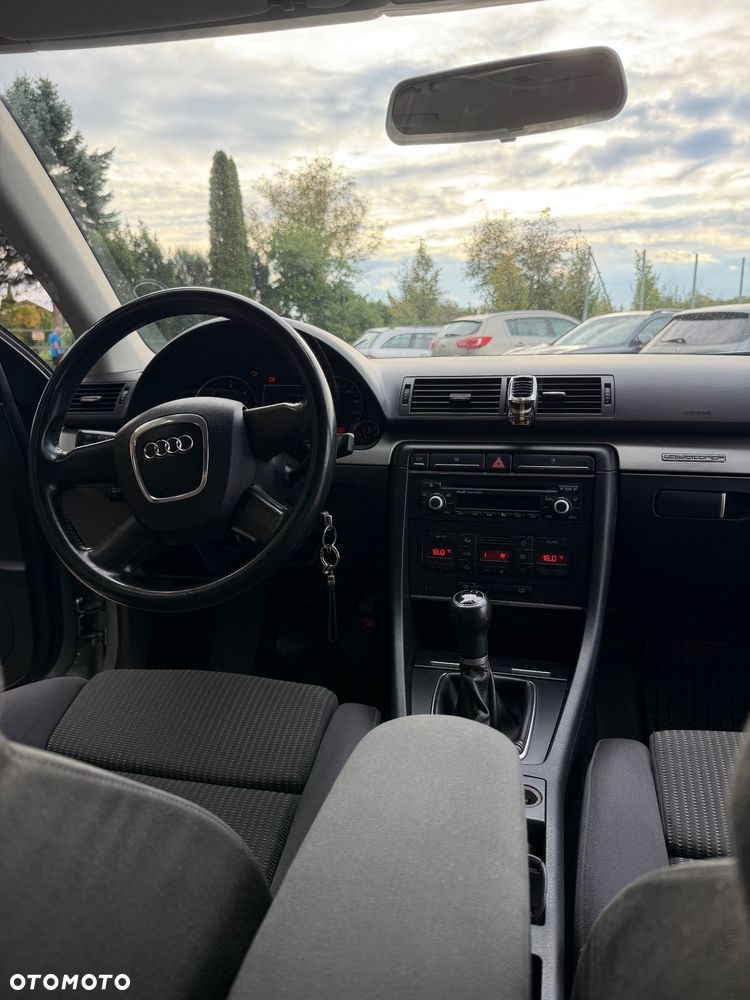 Audi A4 Avant - 13