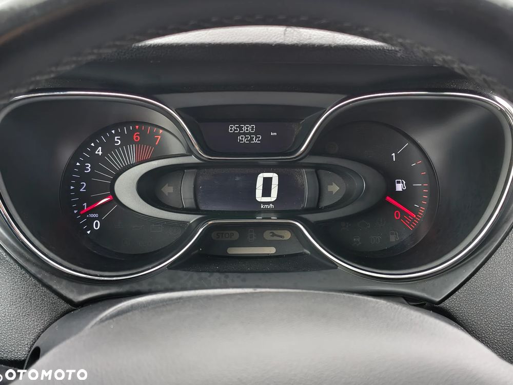 Renault Captur ENERGY TCe 120 Bose Edition - 17