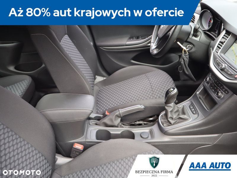 Opel Astra - 11