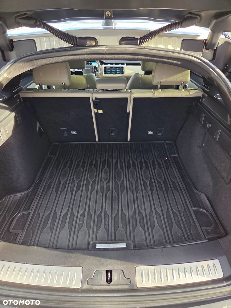 Land Rover Range Rover Velar 3.0 R-Dynamic SE - 25
