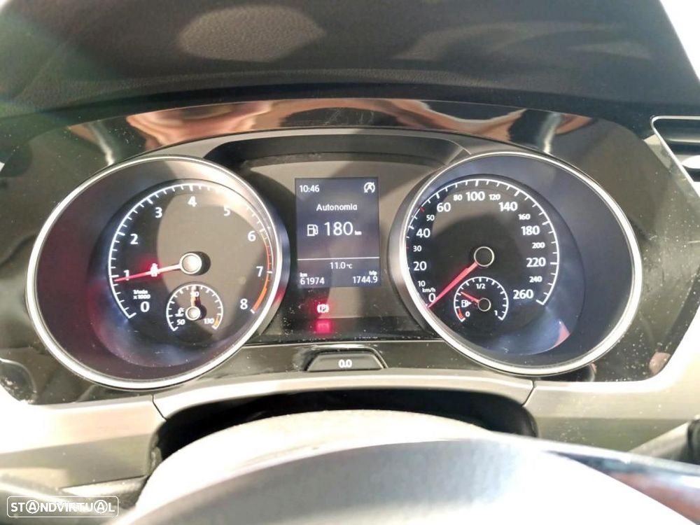 VW Touran 1.5 TSI Confortline - 6