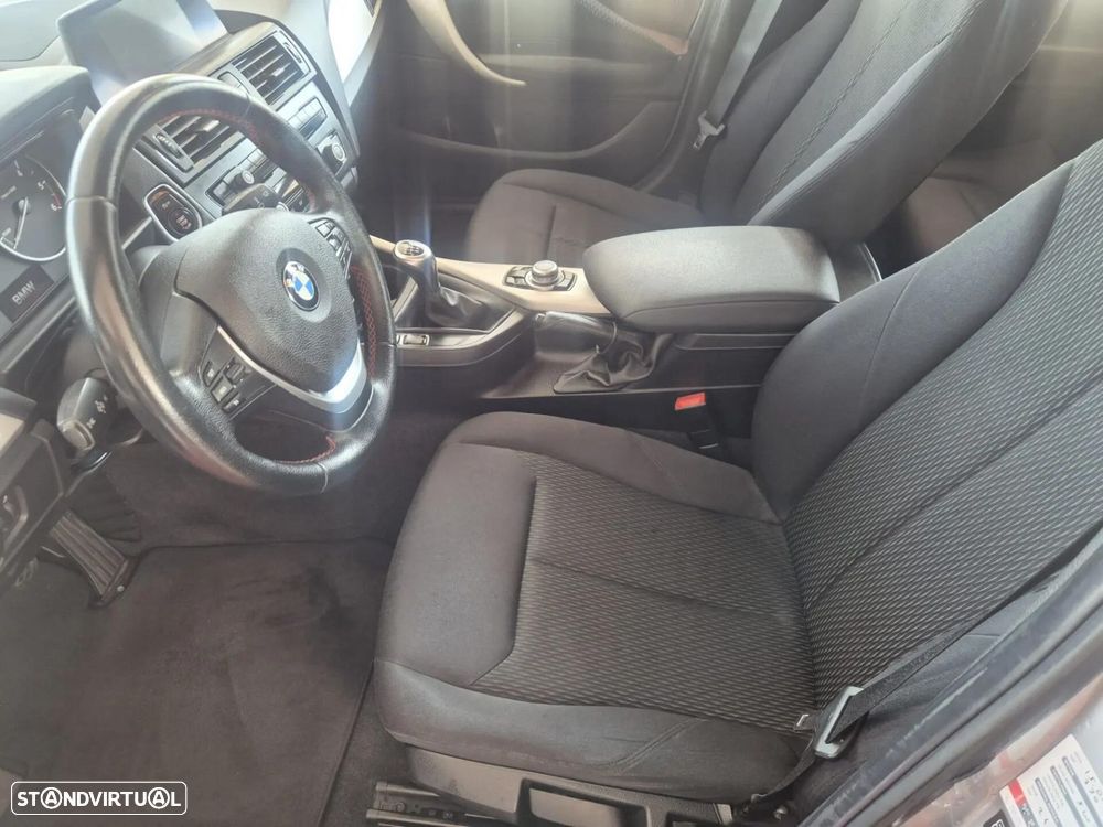 BMW 116 d Line Sport - 4