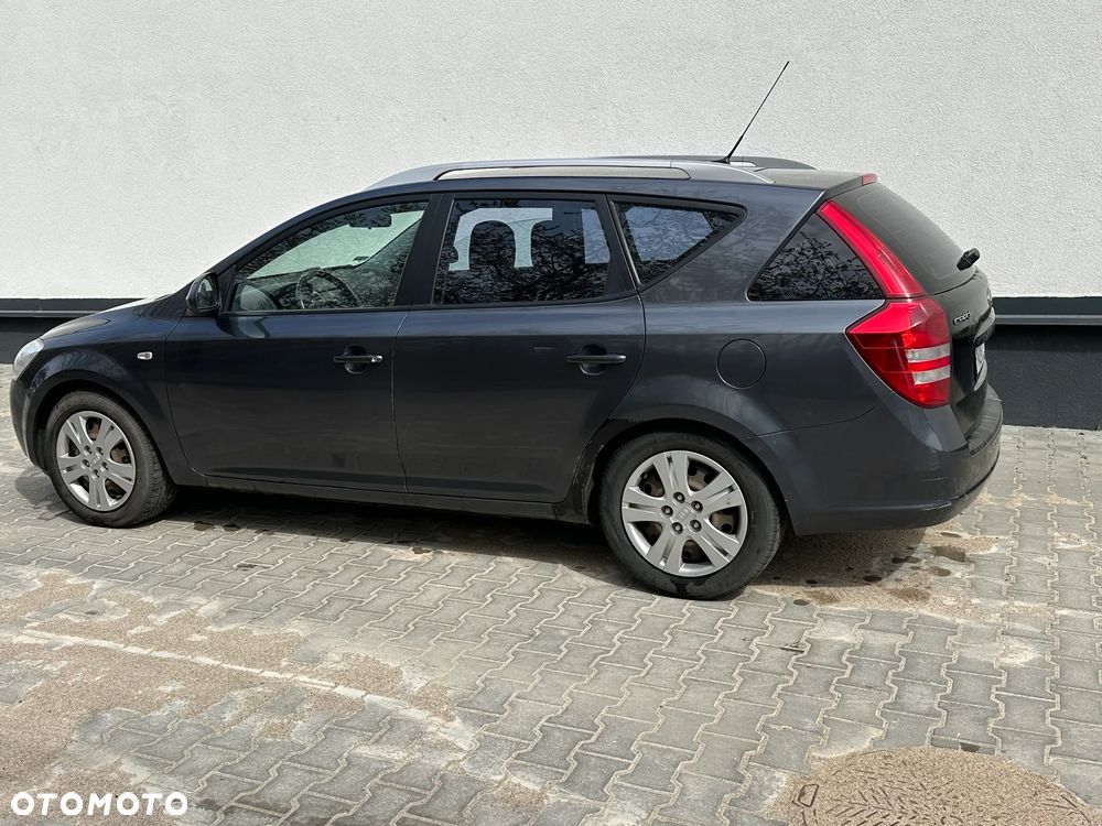 Kia Ceed 1.6 CRDi LX - 7