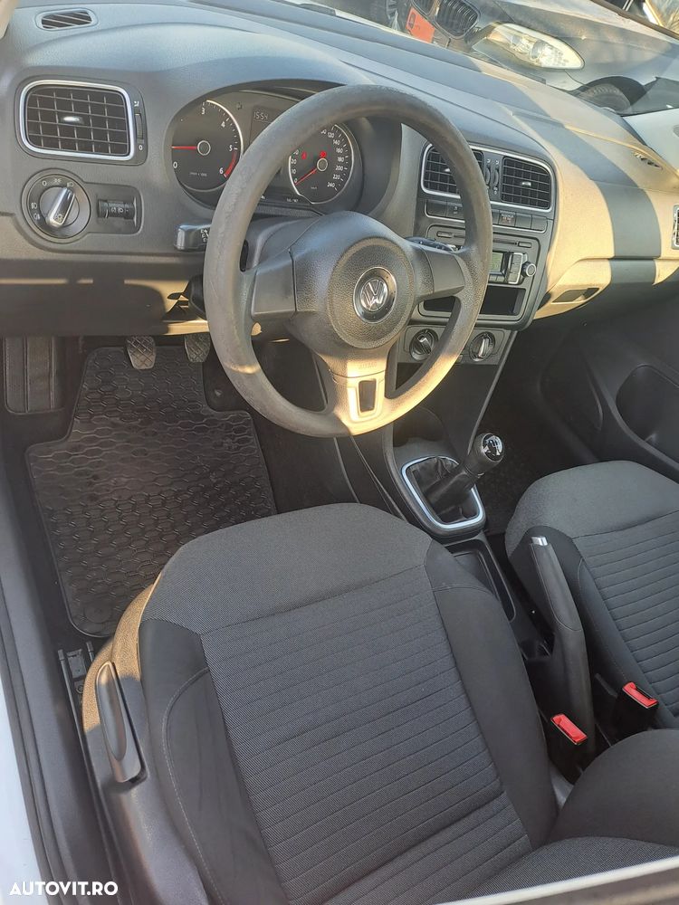Volkswagen Polo - 7