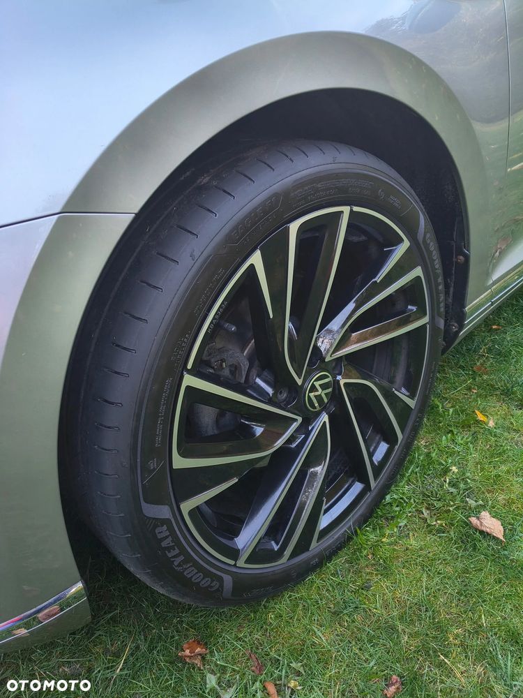 Volkswagen Passat - 29