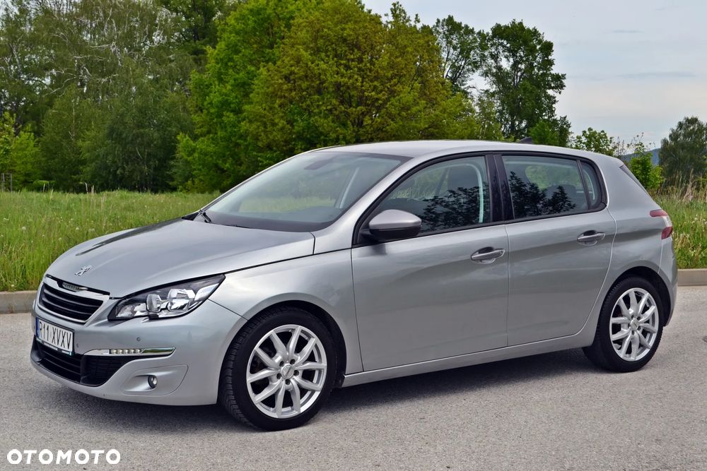 Peugeot 308 - 1