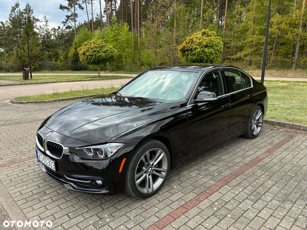 BMW Seria 3 330i Sport Line - 10