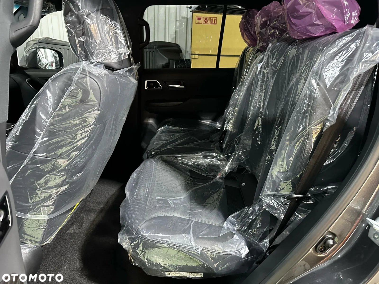 Toyota Land Cruiser - 3
