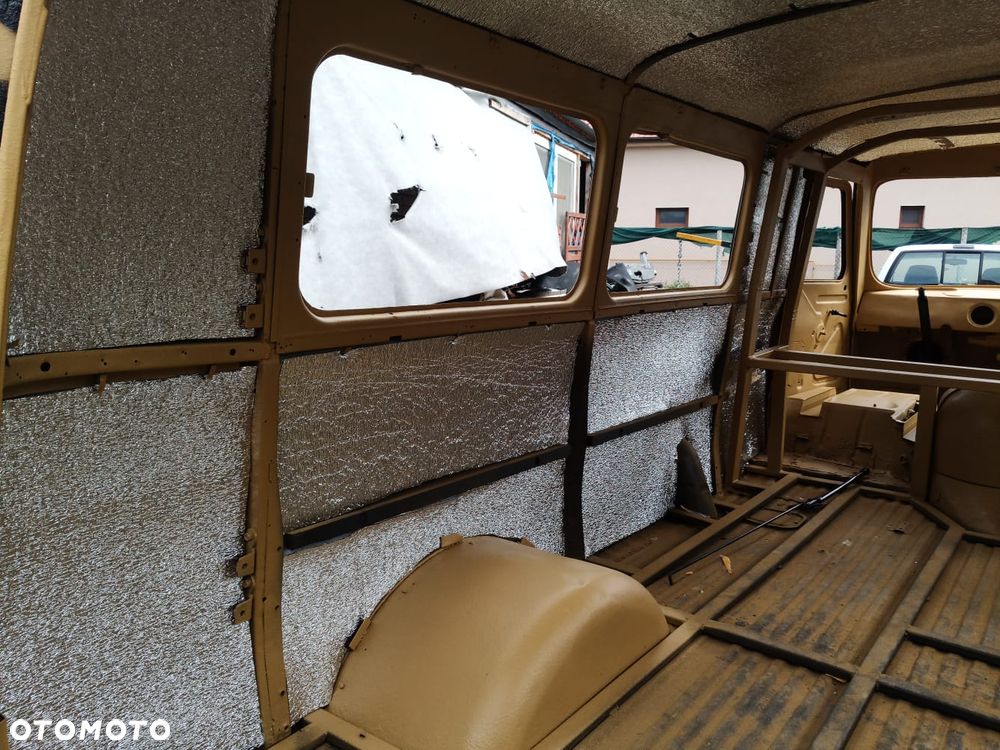 Uaz 452 - 23