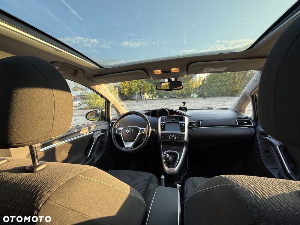 Toyota Verso 1.6 D-4D Prestige 7os - 23