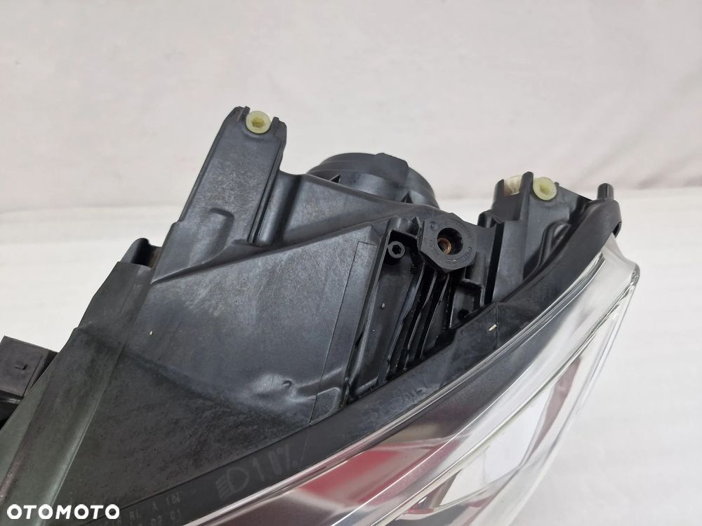 VW UP LIFT 16- LEWA LAMPA PRZEDNIA PRZÓD LED , NR 1S1941015AA , NR AUKCJI LPP29 - 8