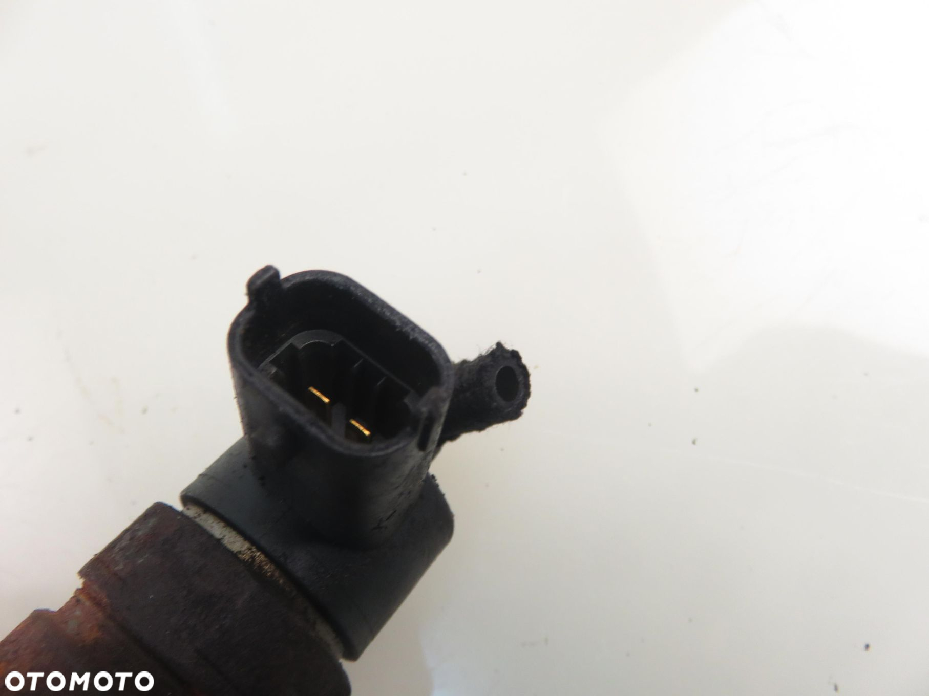 WTRYSKIWACZ FIAT DOBLO I (MPV) 1.3 JTD 16V - 188 A9.000 0445110083 - 2