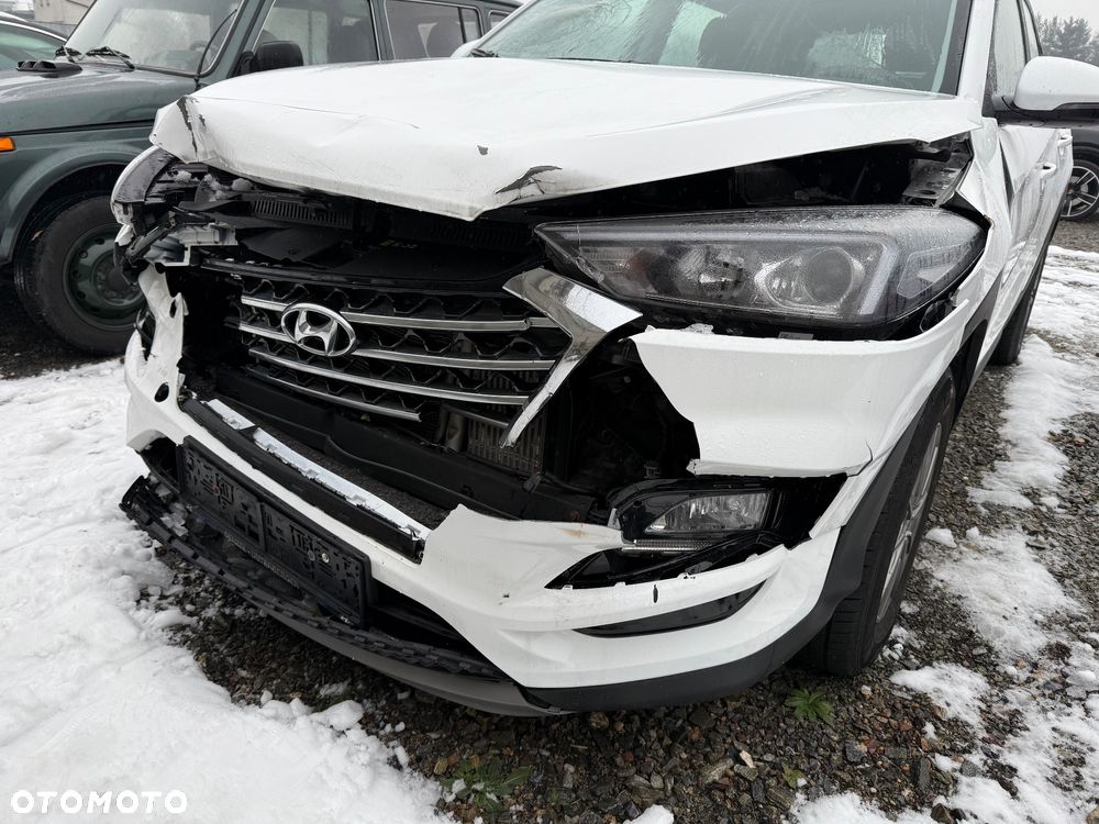 Hyundai Tucson blue 1.6 CRDi 4WD Premium - 25