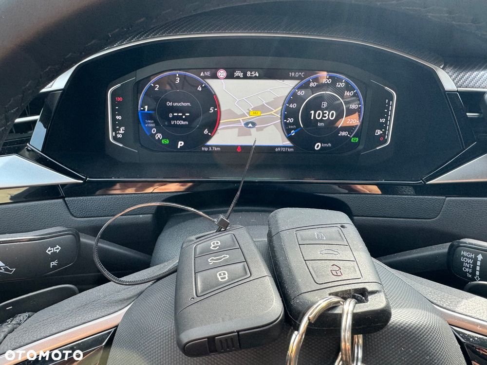 Volkswagen Arteon 2.0 TDI R-Line DSG - 29