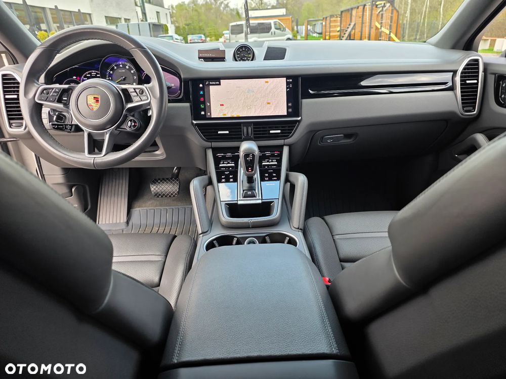 Porsche Cayenne E-Hybrid PHEV Black Edition - 17