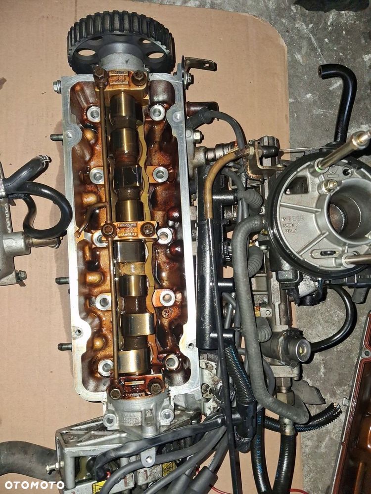 Głowica silnika Fiat Punto Siena Bravo 1.2 8v 7765042 - 1
