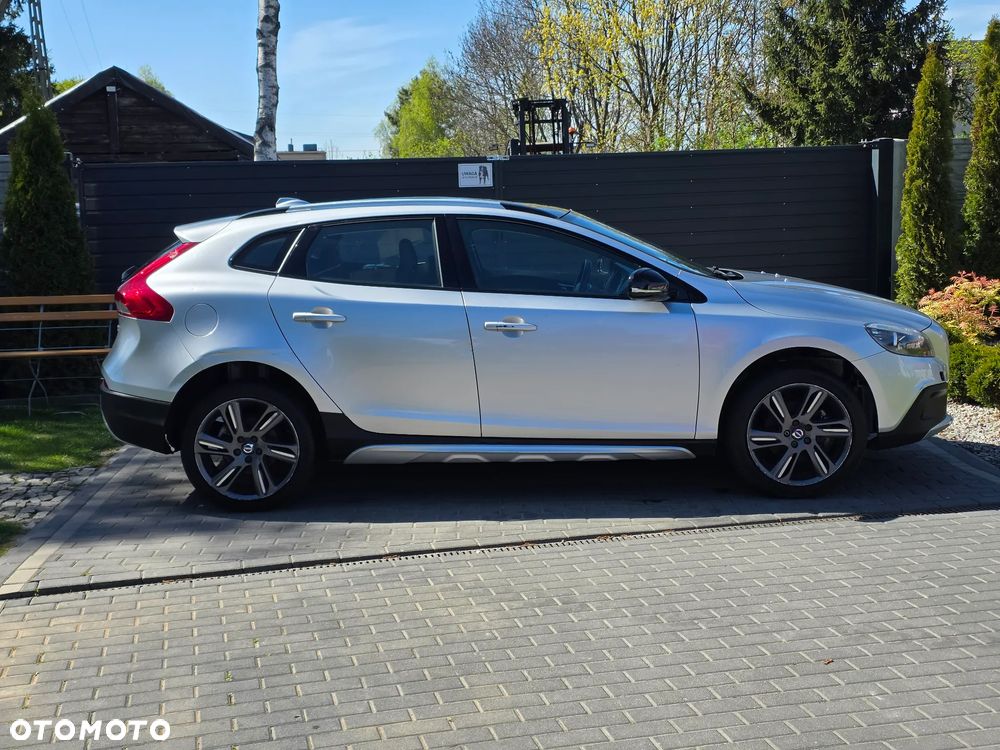 Volvo V40 Cross Country D2 Powershift Ocean Race - 2